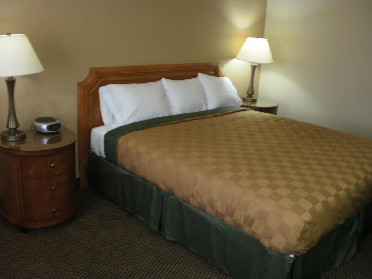 Executive Inn — photo 12