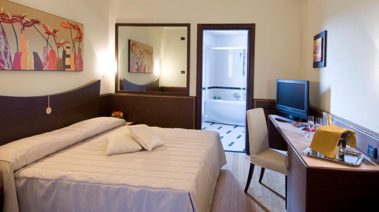 AS HOTEL CAMBIAGO - Laterooms
