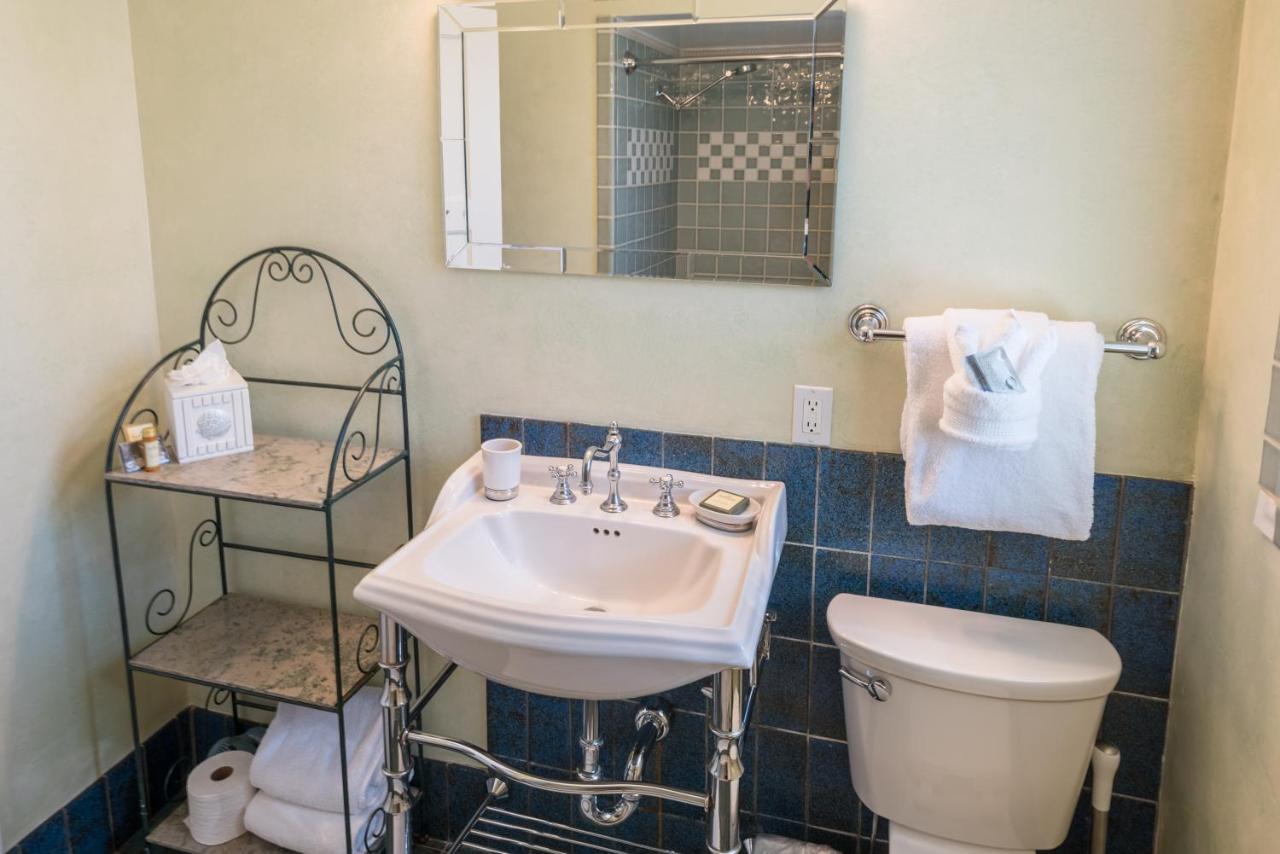 Harbor House Inn — photo 23