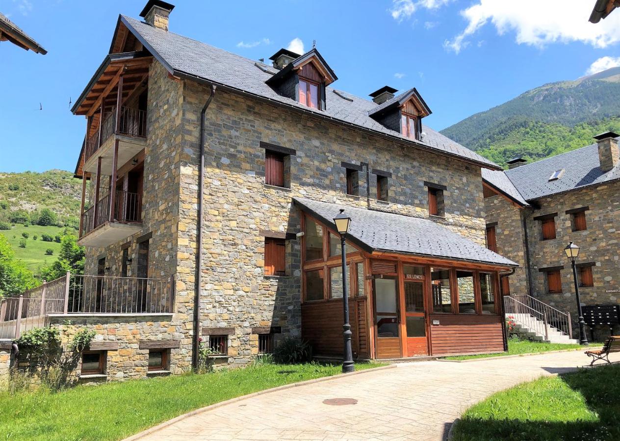 PirineosNature Apartments San Juan de Plan, San Juan de Plan ...