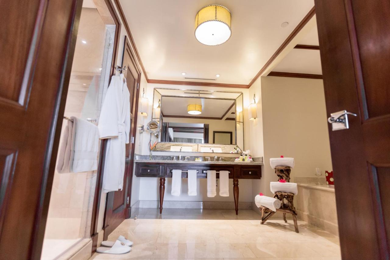 Real InterContinental at Multiplaza Mall, an IHG Hotel photo