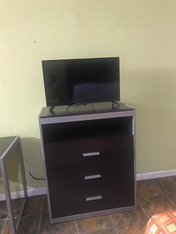 Southern Crown Motel — photo 14