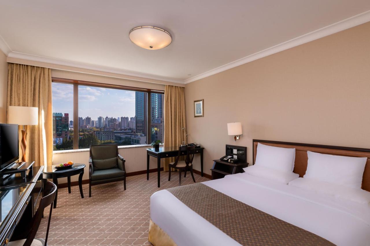 Okura Garden Hotel Shanghai photo