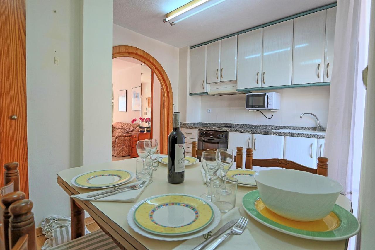 Apartamento 008 - Gaviotas 001 - comfortHOLIDAYS (España Santa Pola) -  Booking.com