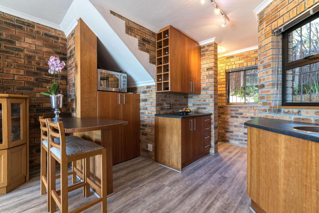 Auberge Cape Guesthouse - 5