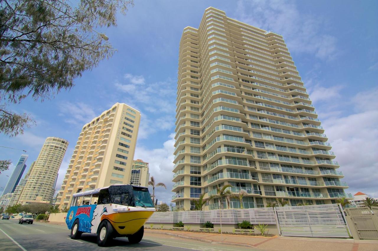 Hi Surf Beachfront Resort Apartments photo