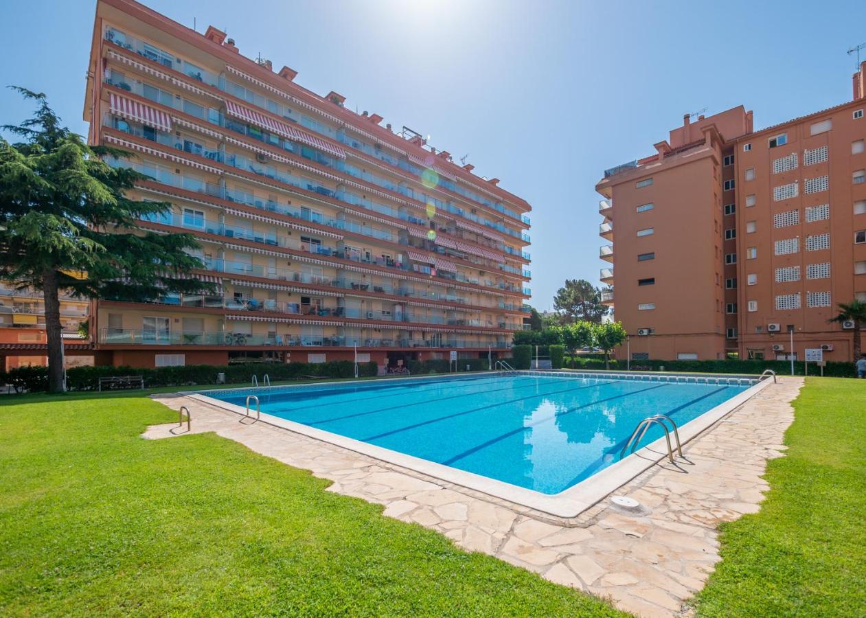 HomeHolidaysRentals Solmar, Santa Susanna – Bijgewerkte ...