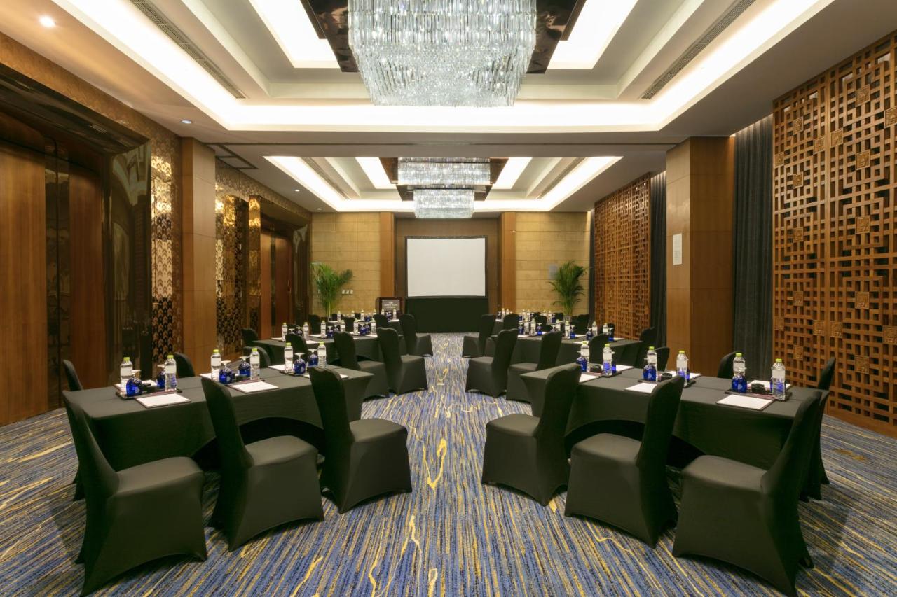 Crowne Plaza Beijing Sun Palace, an IHG Hotel photo