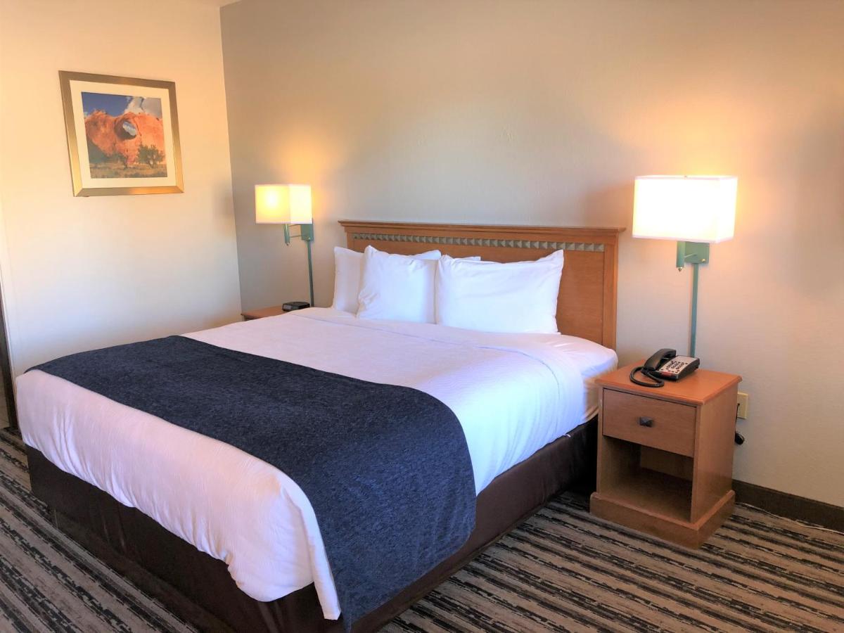 NavajoLand Inn — photo 2