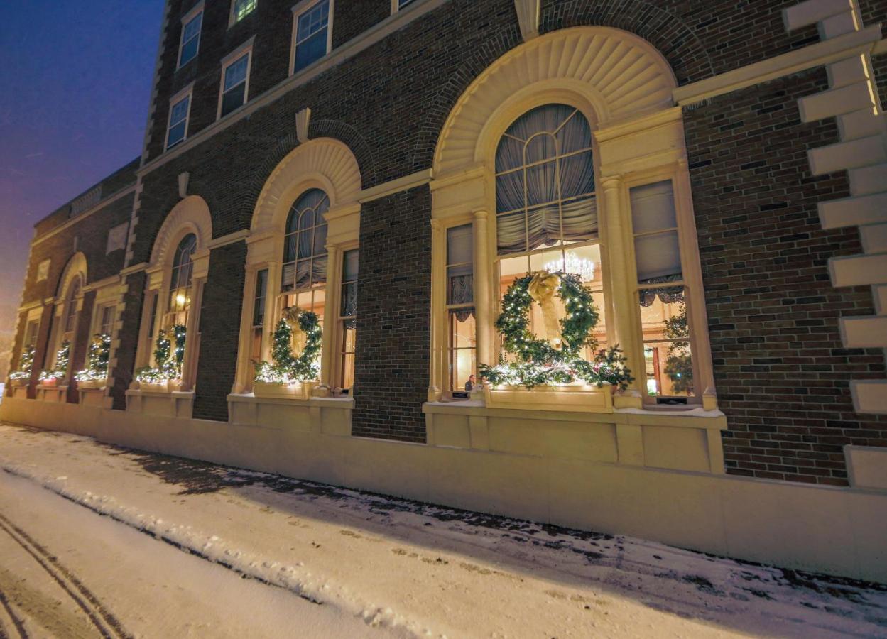 Colonial Hotel — photo 12