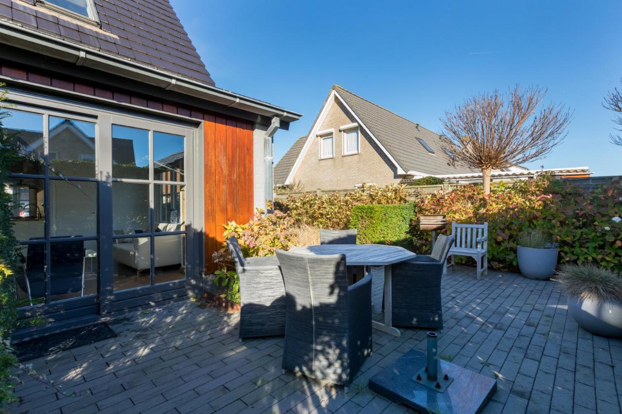 Borne 56a, Zoutelande photo