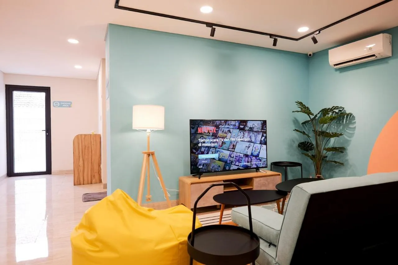 Sans Hotel Puri Indah Jakarta