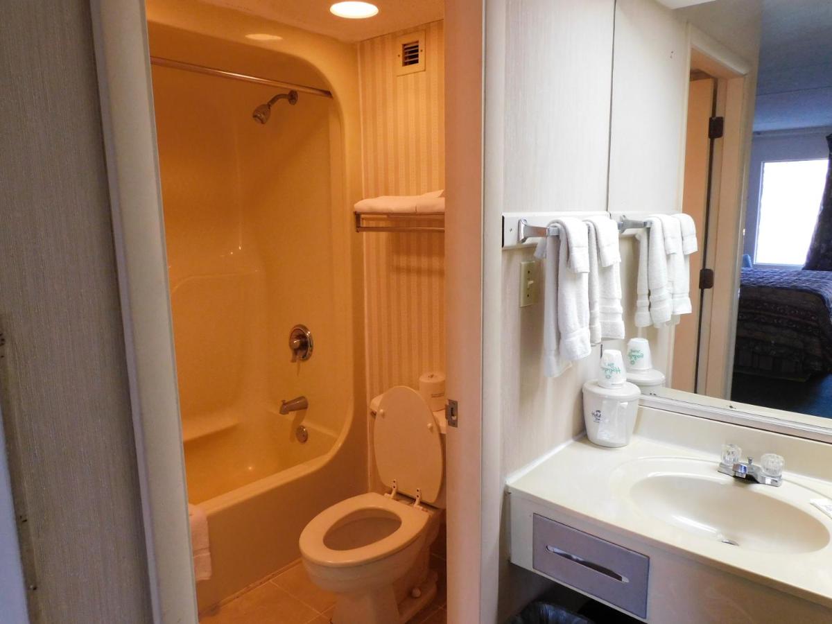 Camilla Inn Hotel & Suites — photo 3