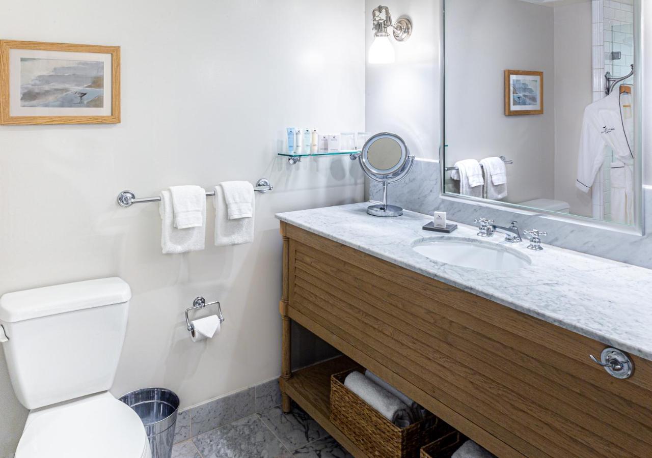 Portola Hotel & Spa — photo 20