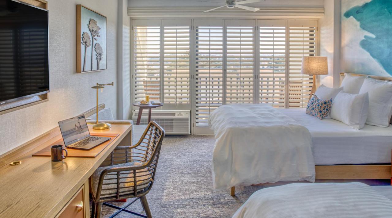 Portola Hotel & Spa — photo 19