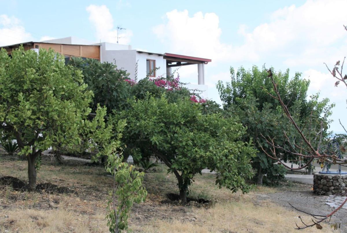 Case Mare - terrazzi panoramici e ampio giardino photo