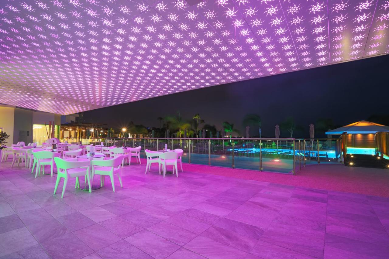 Vassos Nissi Plage Hotel & Spa photo