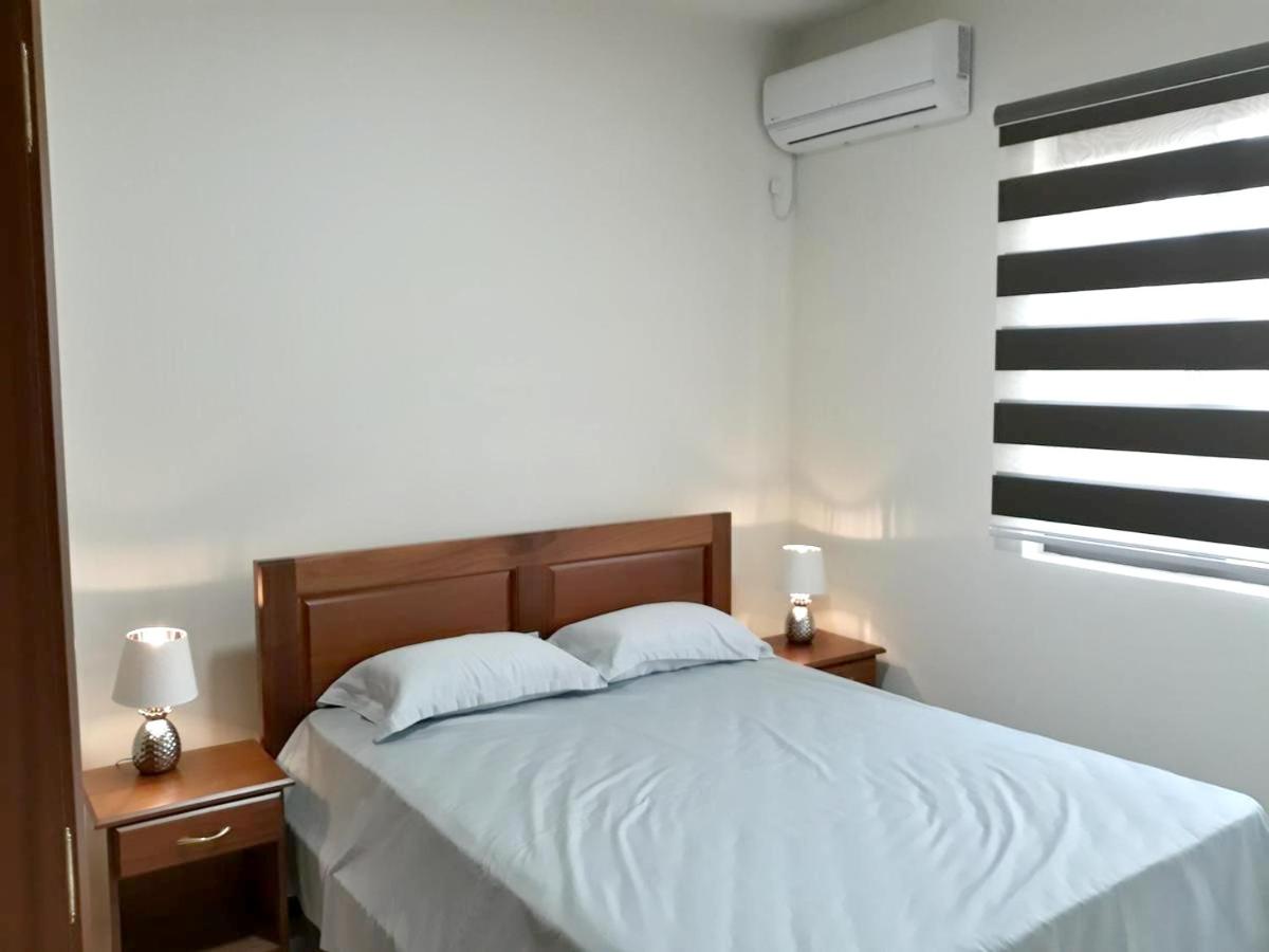 Charming apartment in Flic en Flac with shared pool - 2