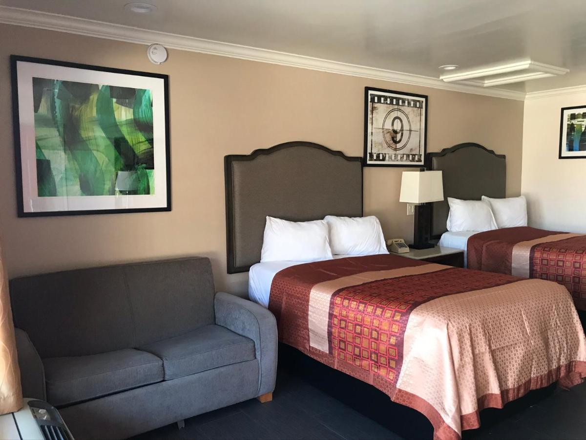 Economy Inn LAX — photo 19