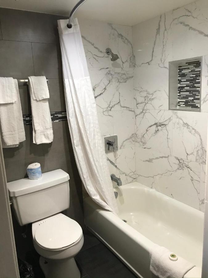 Economy Inn LAX — photo 15