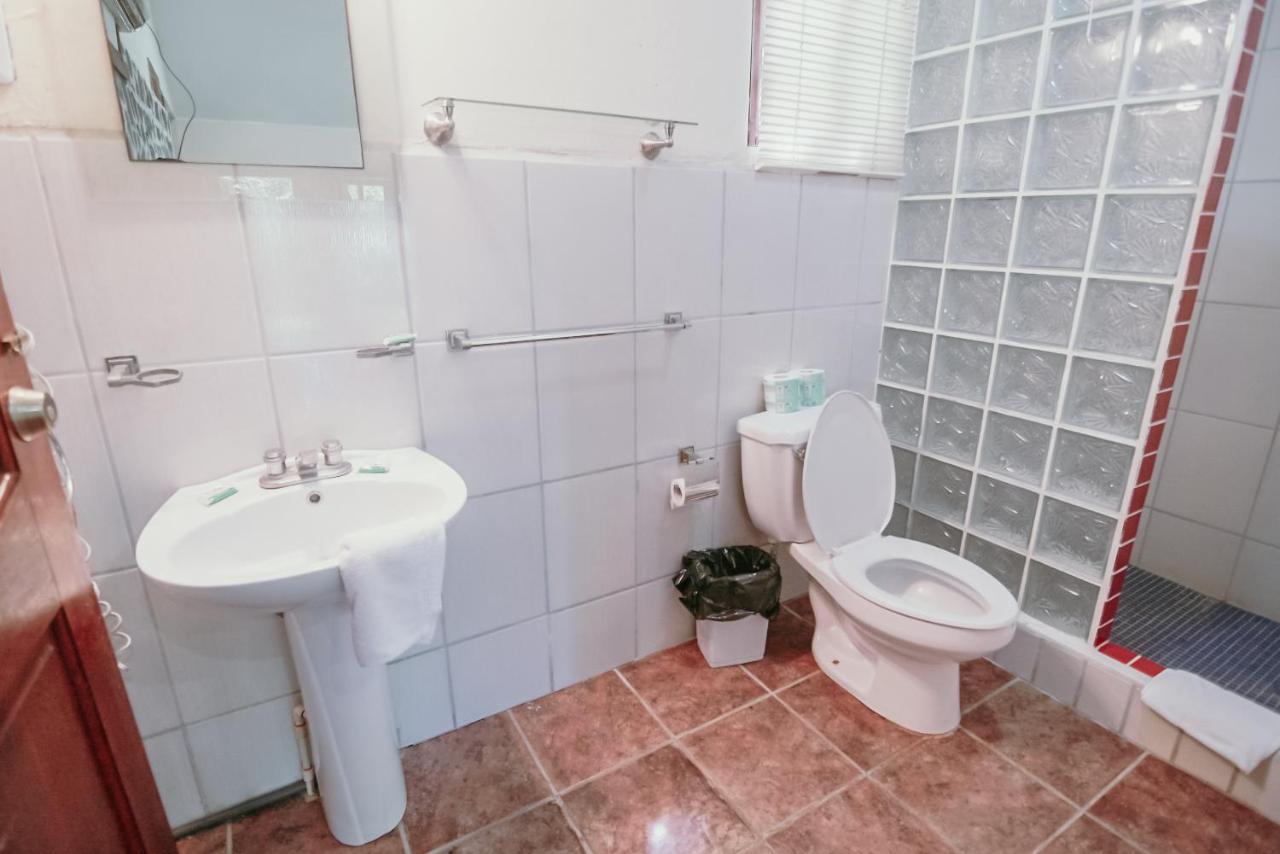 Hotel Tres Banderas photo