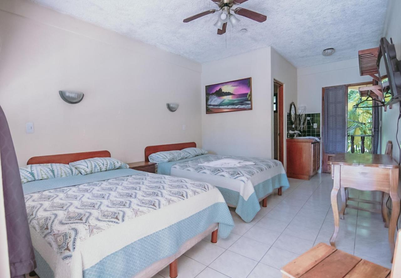 Hotel Tres Banderas photo