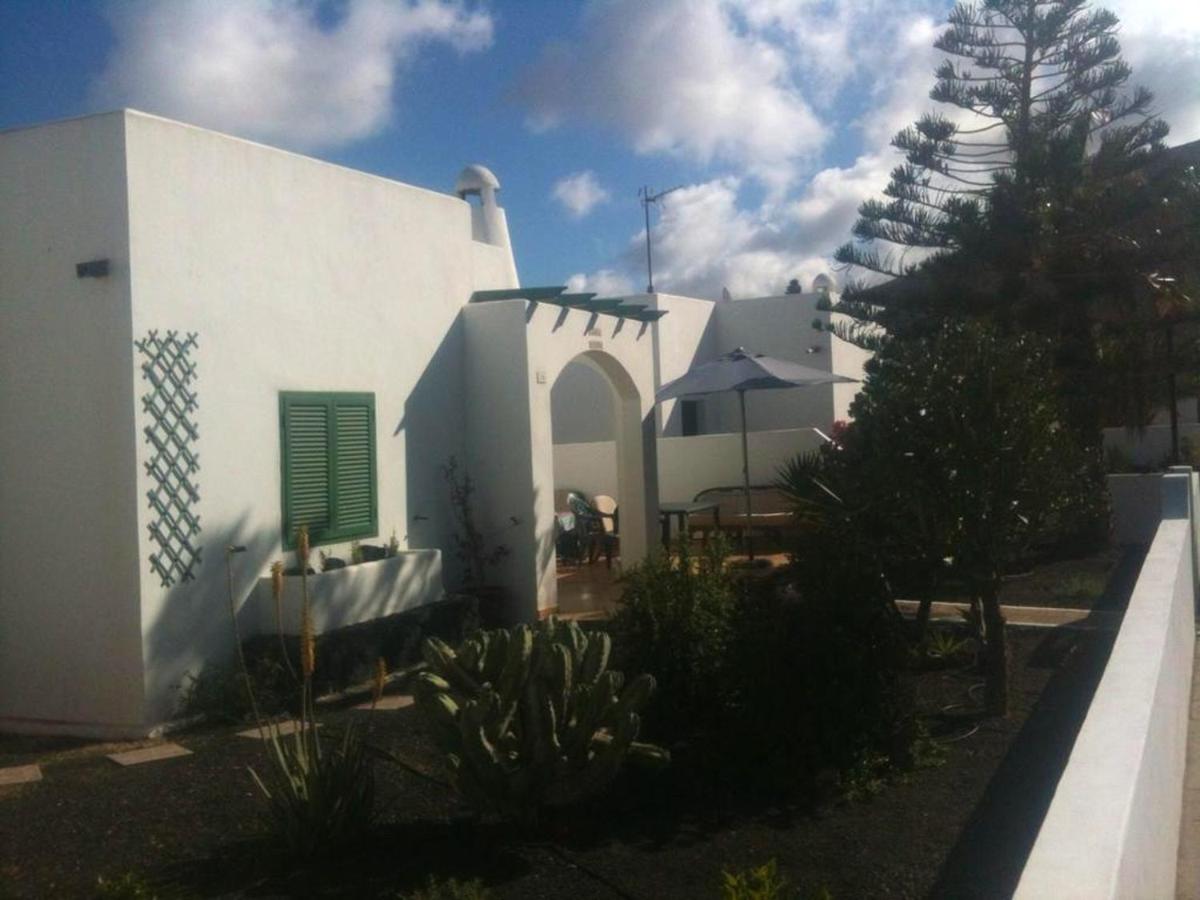 2 bedrooms appartement with sea view shared pool and enclosed ...
