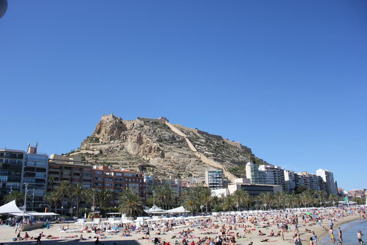 ROOMS BY THE SEA!, Alicante – Updated 2022 Prices