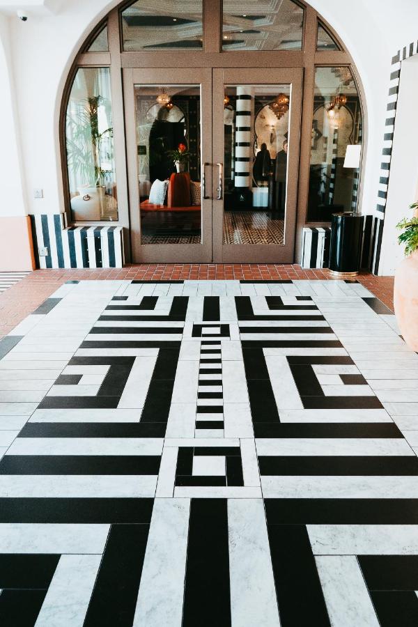 Hotel Californian — photo 16