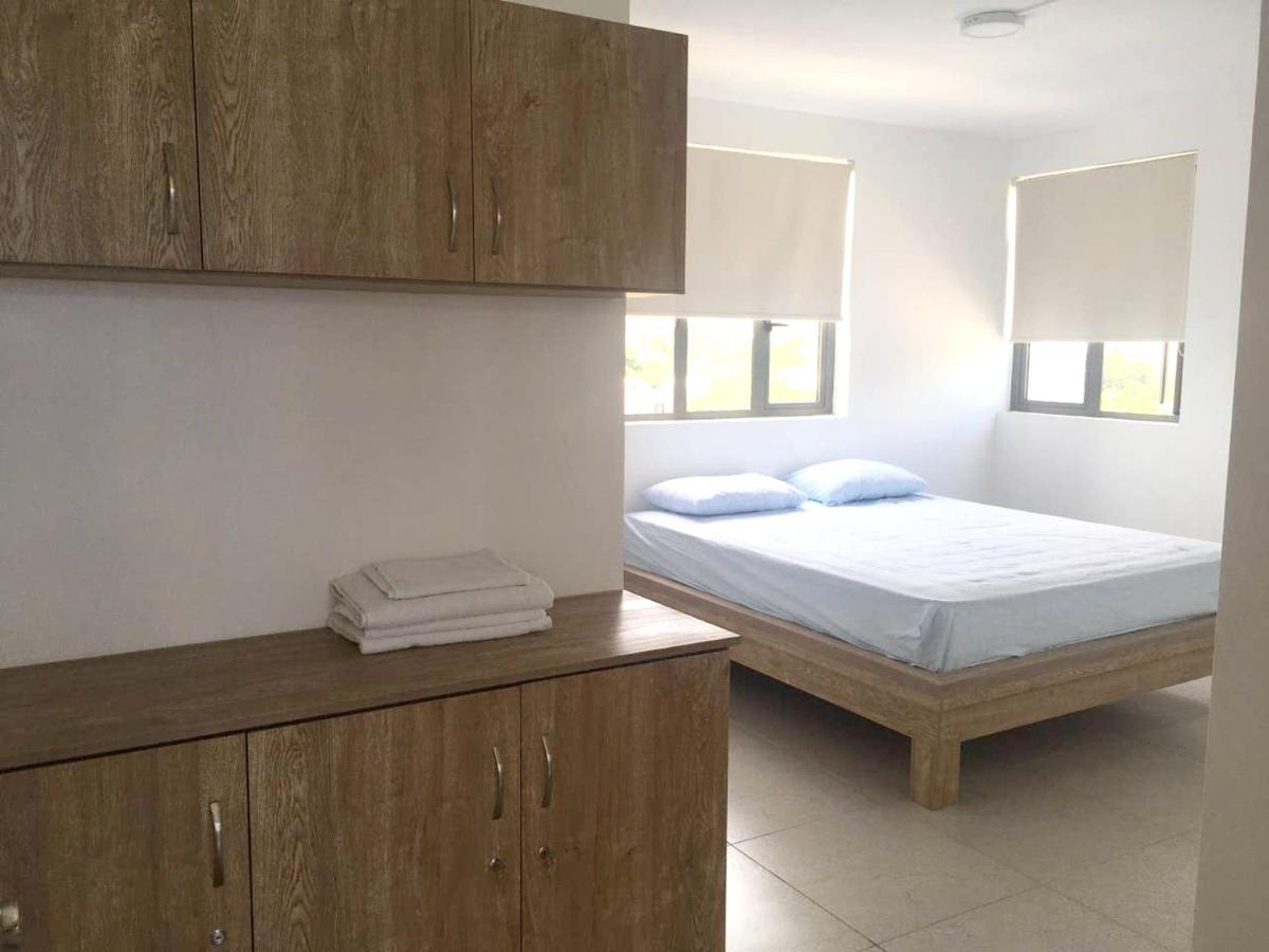 Contemporary Seaview Apartment in Flic en Flac + pool - 2