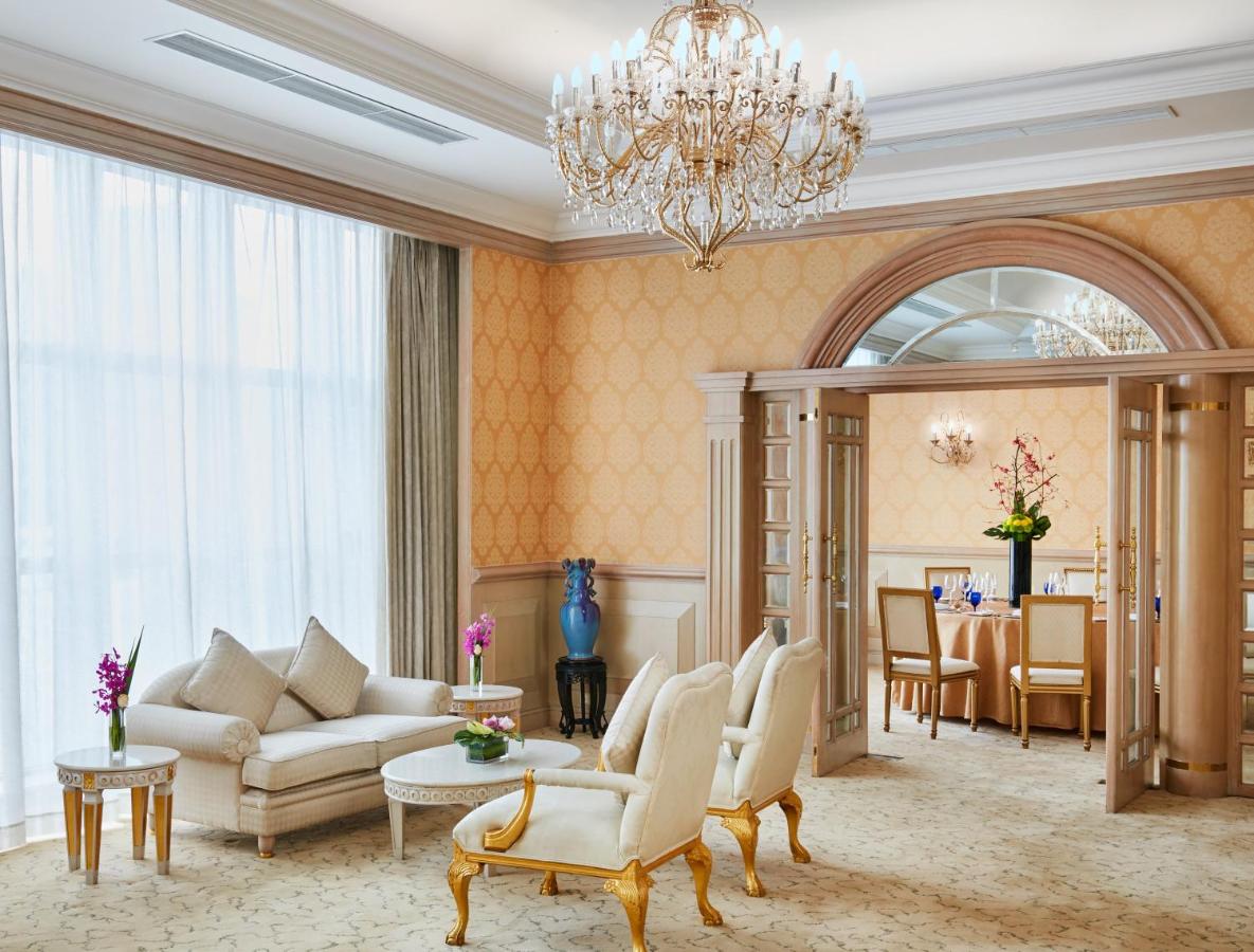 InterContinental Shanghai Pudong, an IHG Hotel photo