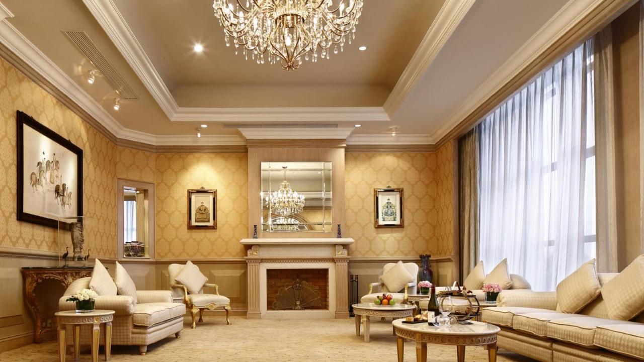 InterContinental Shanghai Pudong, an IHG Hotel photo