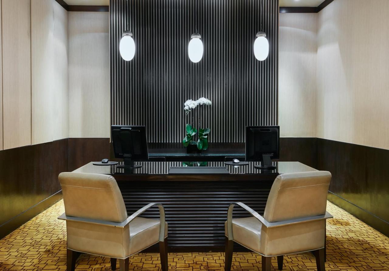 InterContinental Shanghai Pudong, an IHG Hotel photo