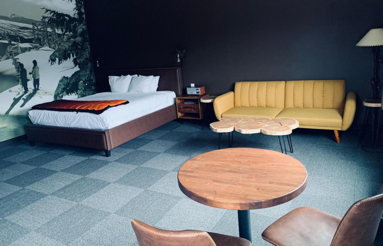 Campfire Hotel — photo 15