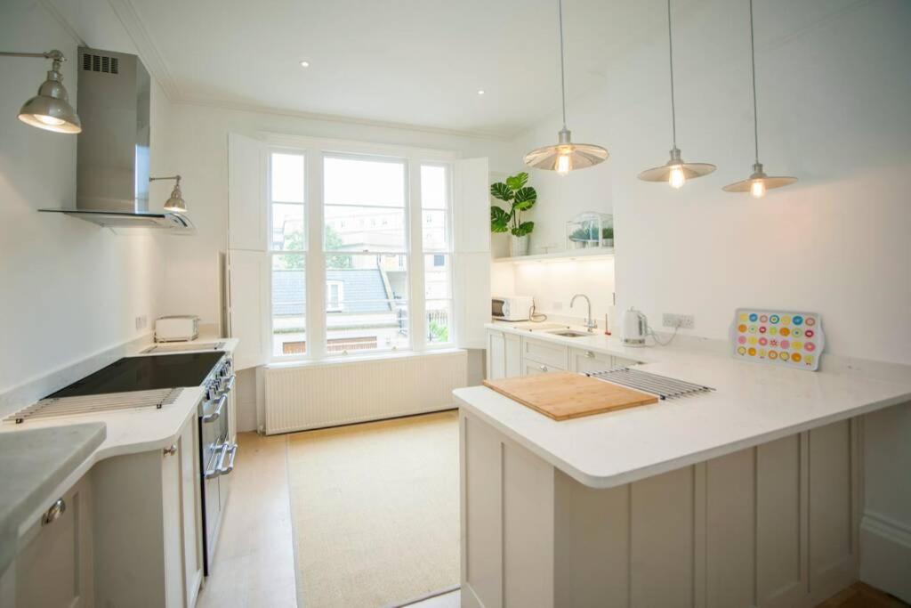 Blenheim House - Luxury City Centre Georgian Townhouse for 8 - 3
