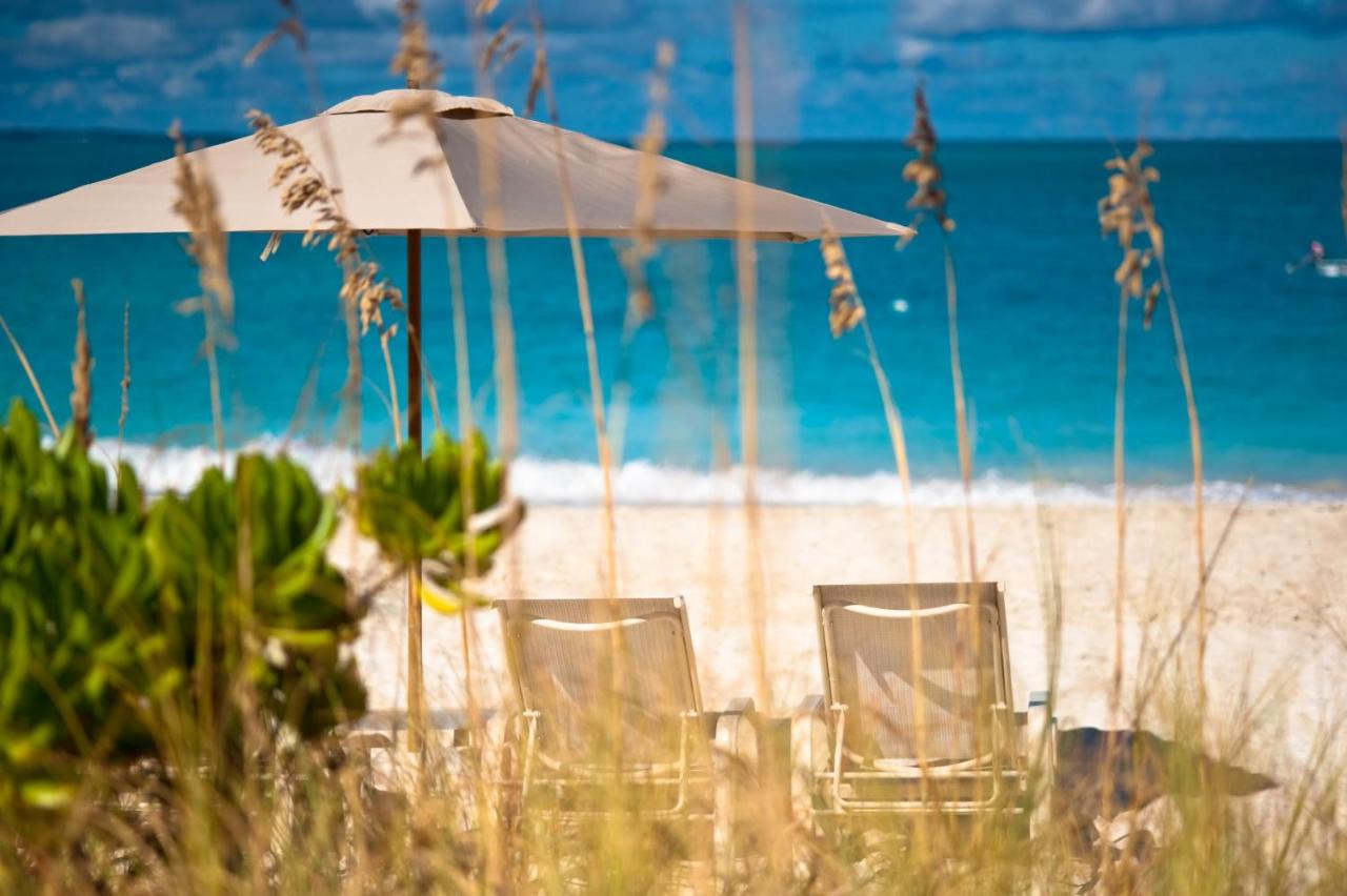 Beach: The Tuscany on Grace Bay