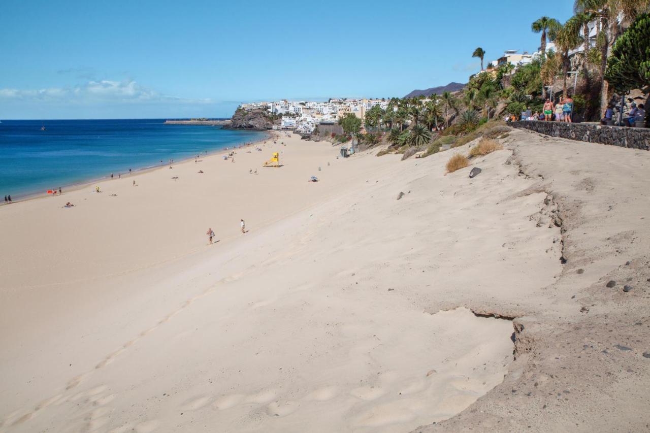 Palm Garden with sea views to the pools and beach, Morro del ...