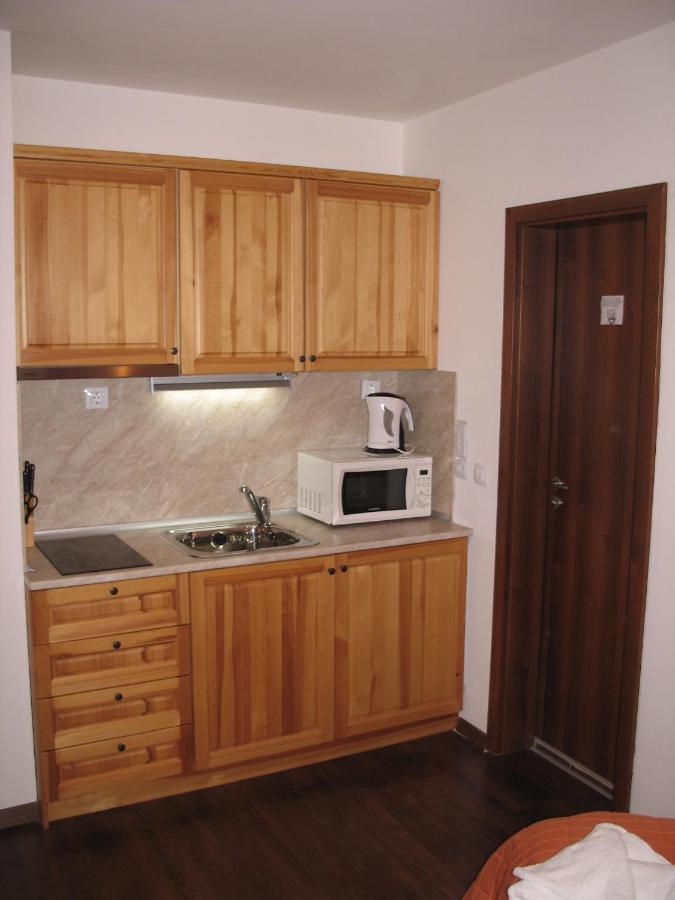 Winslow Infinity Aparthotel photo