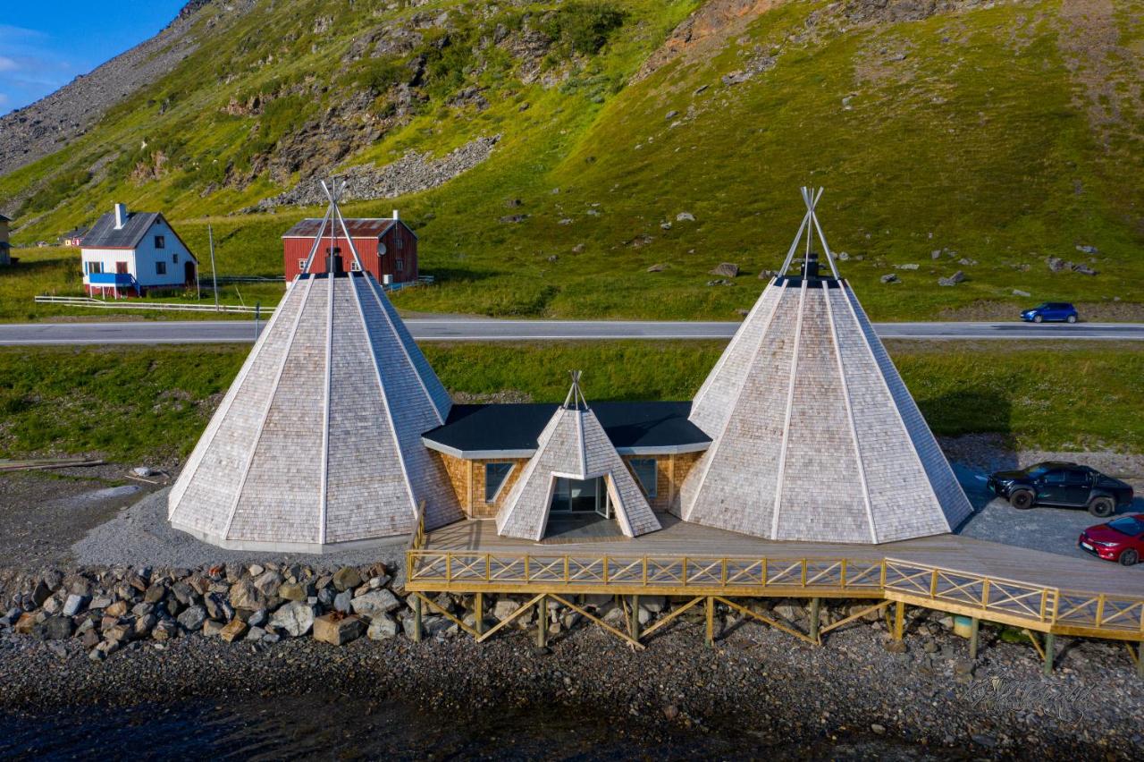 Фото Sarnes Seaside Cabins