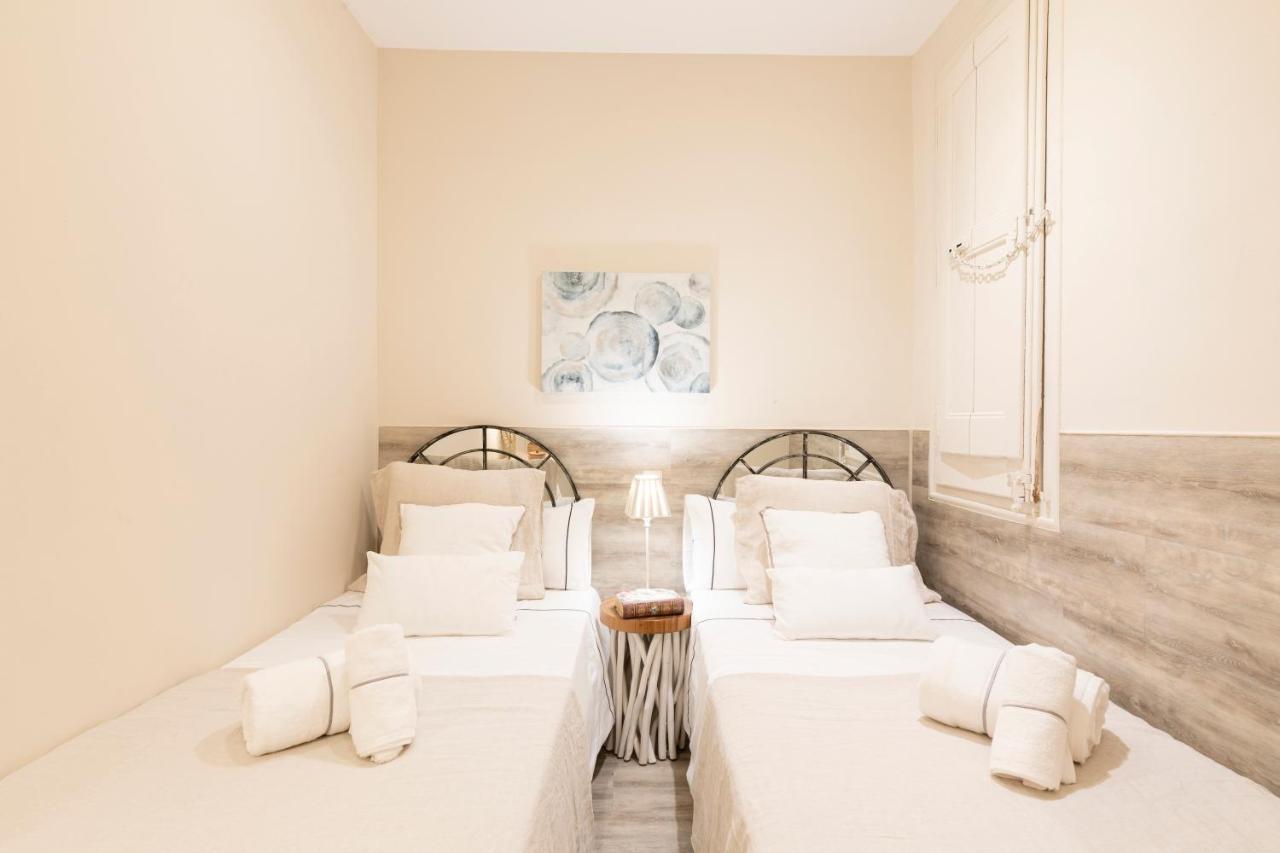 Chic Apartments Barcelona - 3