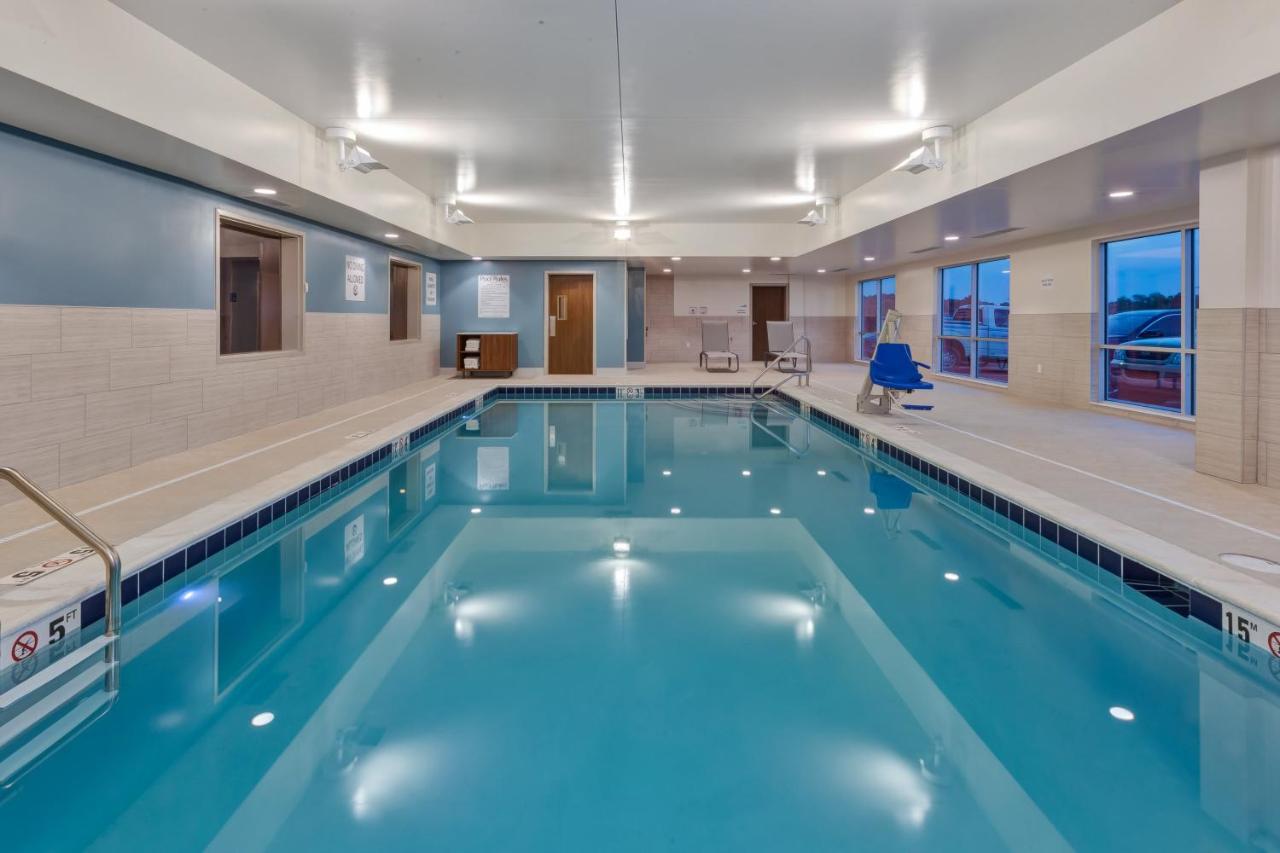 Heated swimming pool: Holiday Inn Express & Suites - Cedar Springs - Grand Rapids N, an IHG Hotel