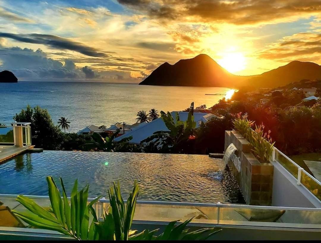 Eleven Studio Moderne et Chic au Diamant Martinique