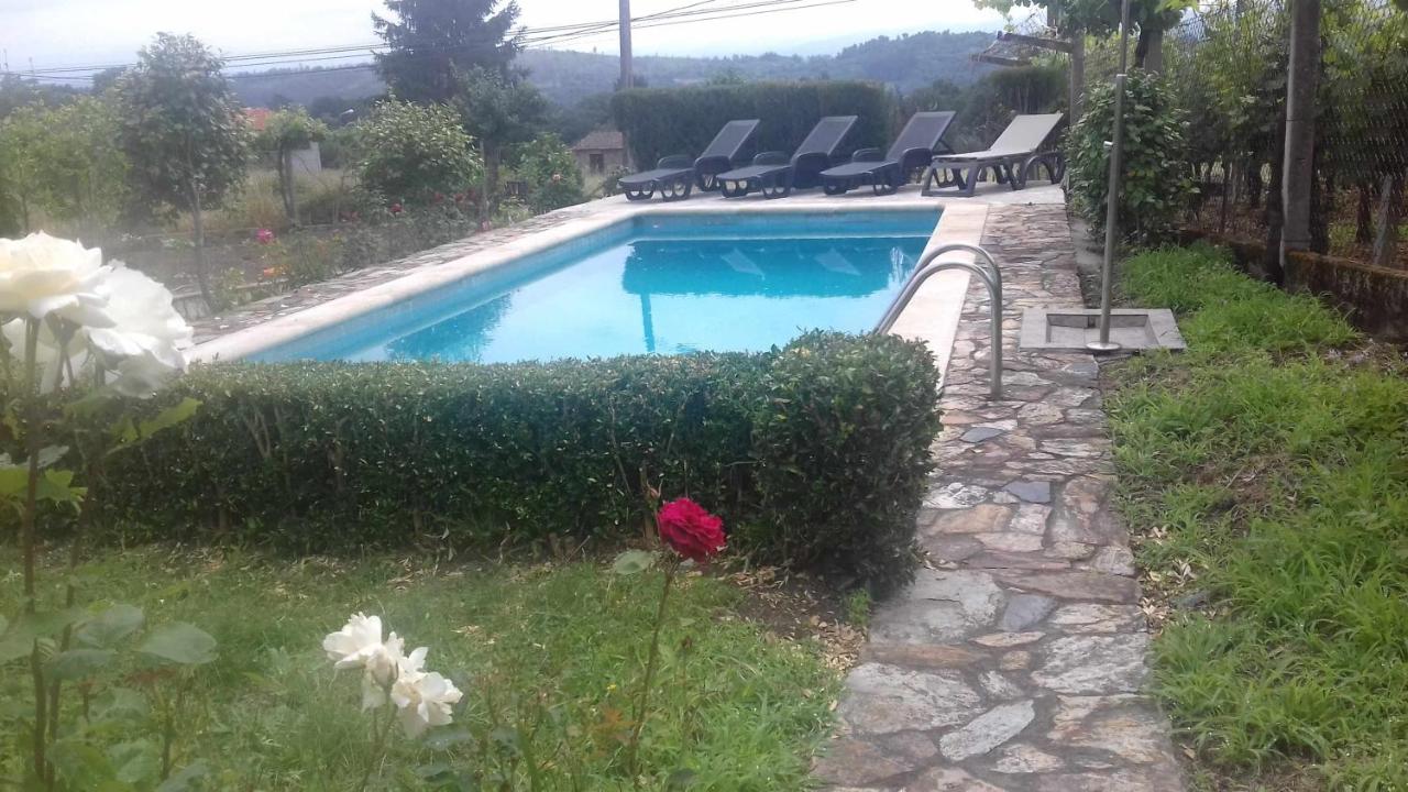 Villa con piscina en Pantòn Ribeira Sacra Galicia Ideal para ...