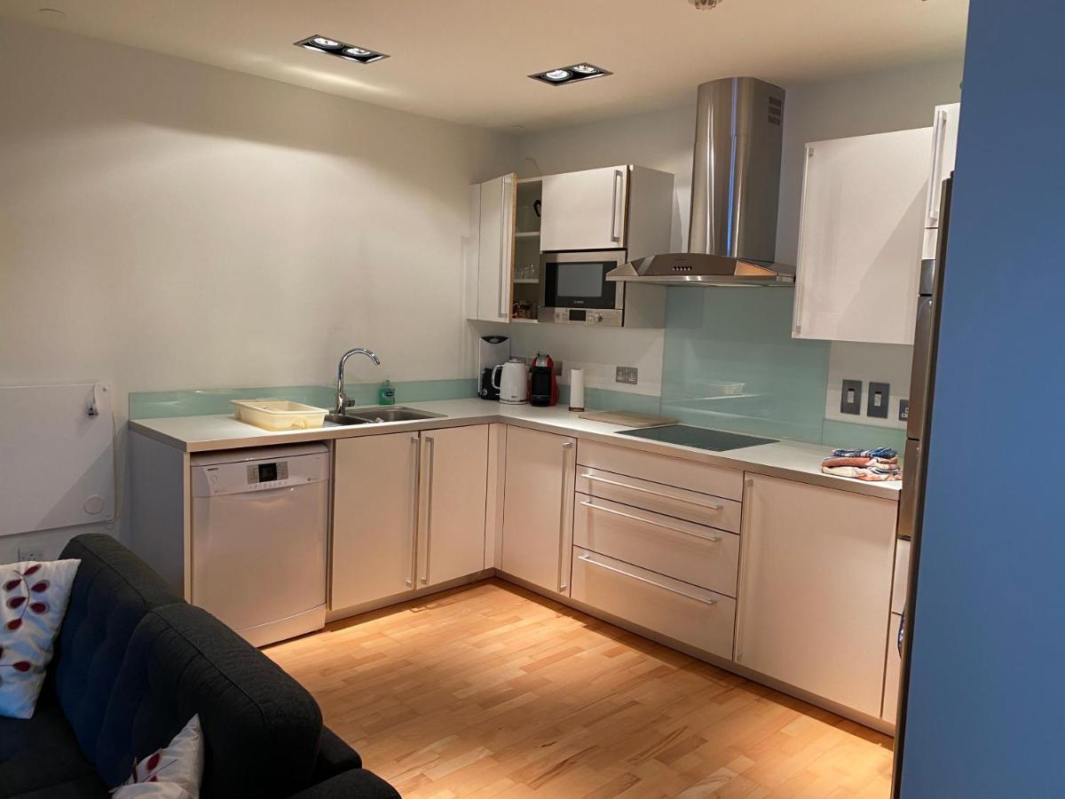 Swimming Pools Apartment In Ocean Village - 2 Bed 2 Bath Rock View