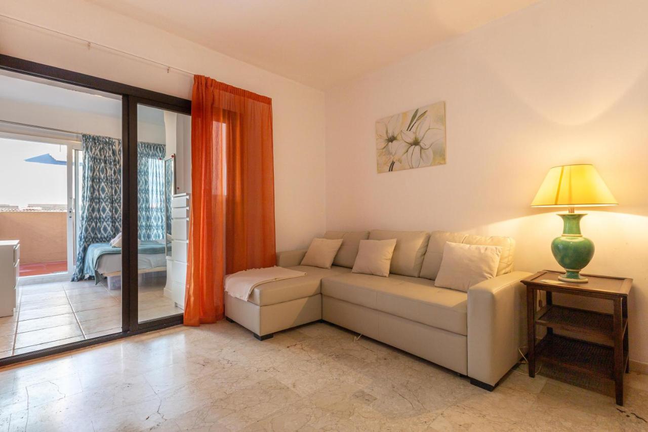 Edificio Apolo, San Luis de Sabinillas – Updated 2022 Prices