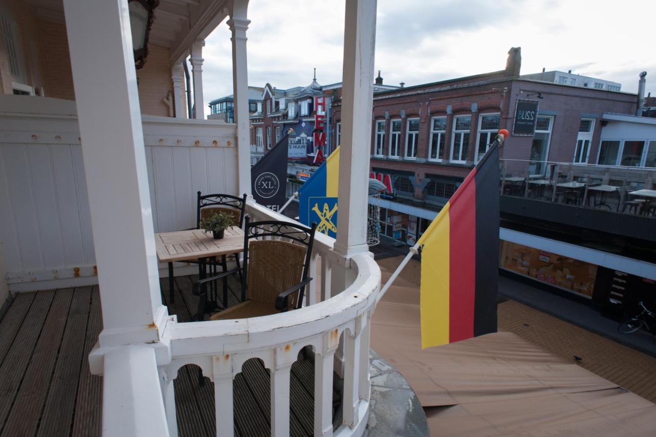 Hotel XL photo