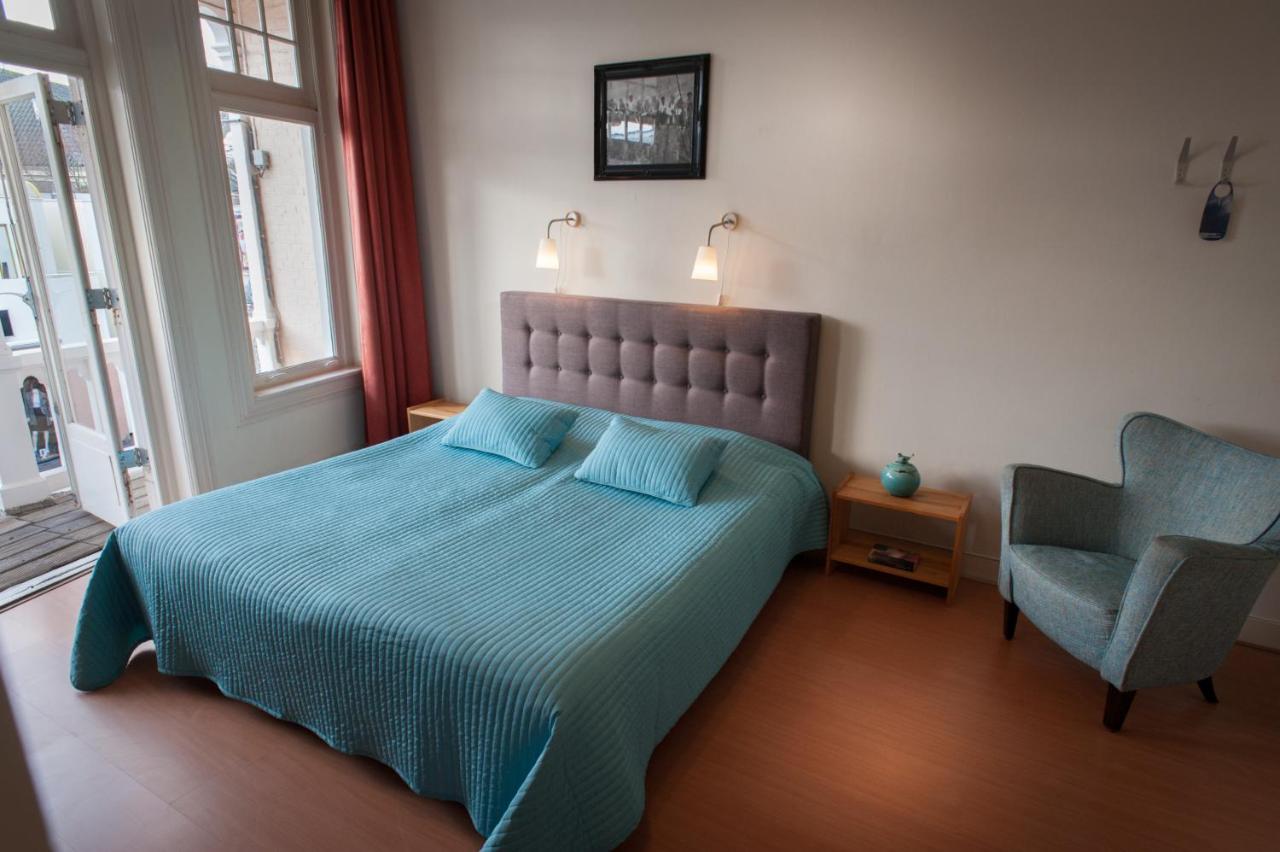 Hotel XL photo
