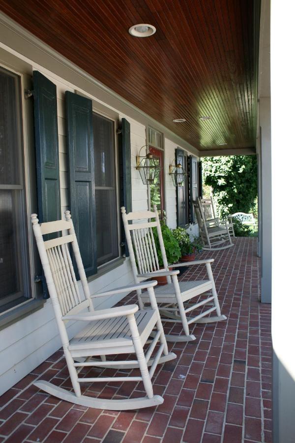 Bird-in-Hand Village Inn & Suites — photo 10