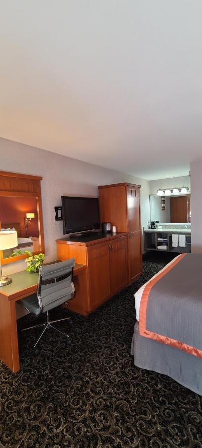Dow Villa Motel — photo 11