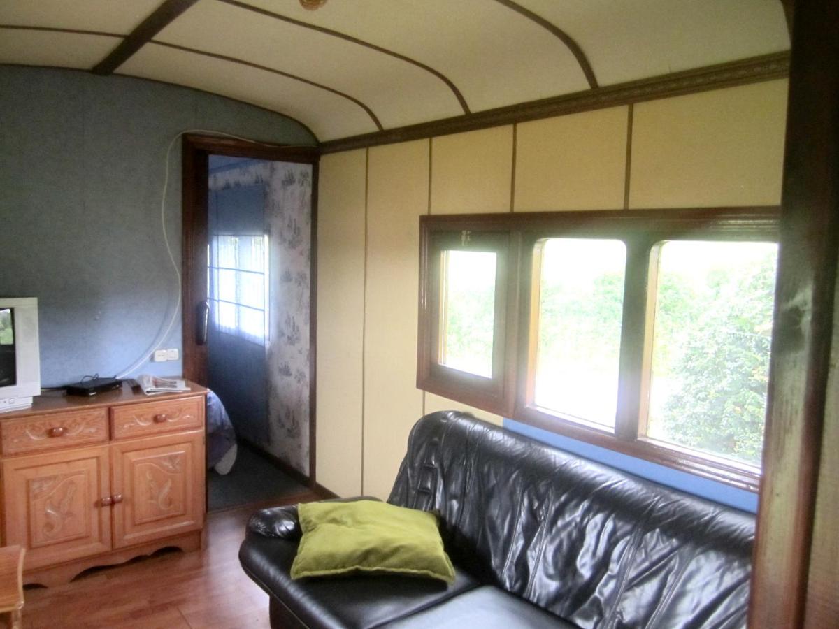 Holiday home 2 bedrooms house with garden at El Pumarin ...